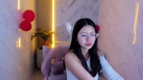 Snapshot of dani_tf chatting on 02-16-26, 12:45 dani_tf online show from 02-16-26, 12:45