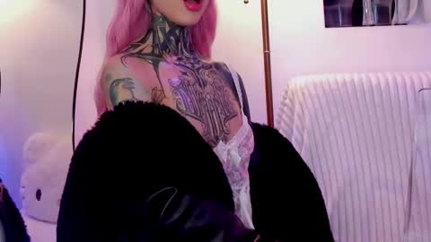 Dani online show from 12-04-25, 11:46