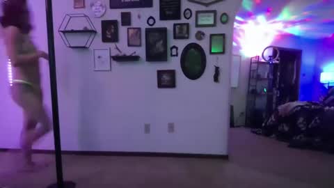 Daniday dream online show from 03-01-25, 03:32