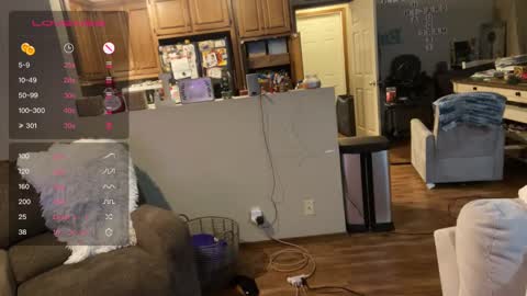 Snapshot of danidragon69 chatting on 12-22-24, 12:49 Dani Dragon online show from 12-22-24, 12:49