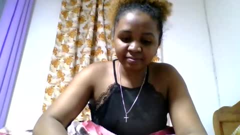 danie80704 online show from 12-05-25, 07:21