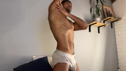 Snapshot of daniel0910s chatting on 12-03-24, 11:24 Daniel online show from 12-03-24, 11:24