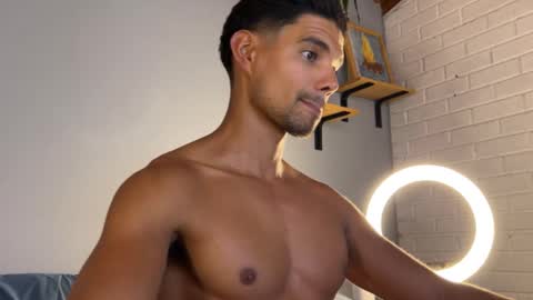 Snapshot of daniel0910s chatting on 01-20-25, 02:53 Daniel online show from 01-20-25, 02:53