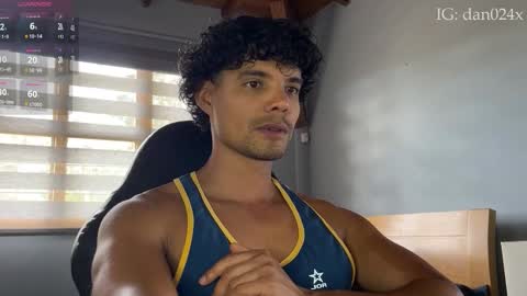 Snapshot of daniel0910s chatting on 10-26-25, 07:09 Daniel online show from 10-26-25, 07:09