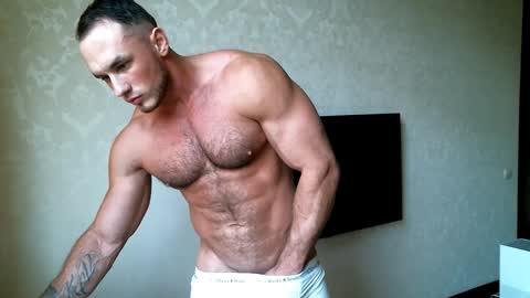 Snapshot of daniel_fit chatting on 09-30-25, 01:05 Big Alpha online show from 09-30-25, 01:05