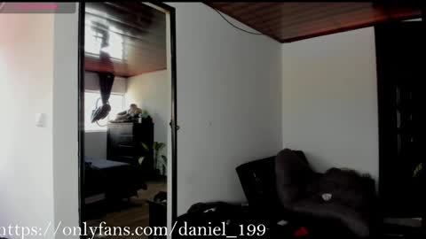 Snapshot of daniel_vianchi chatting on 02-06-25, 03:52 Dani online show from 02-06-25, 03:52