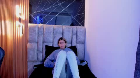 Snapshot of daniela_dl chatting on 03-11-25, 03:12 Daniela online show from 03-11-25, 03:12