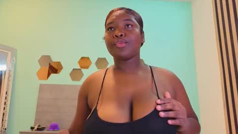 daniela_gil7 online show from 03-19-26, 12:09