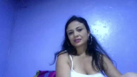 Snapshot of daniela_love1 chatting on 03-22-26, 08:23 daniela_love1 online show from 03-22-26, 08:23