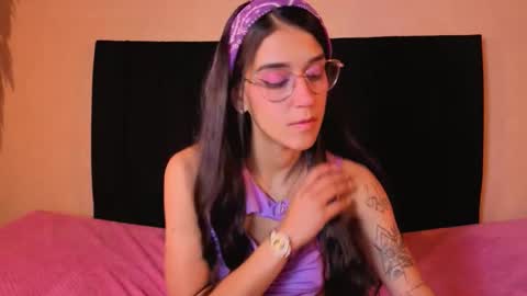 danielamonroe online show from 12-19-25, 09:00