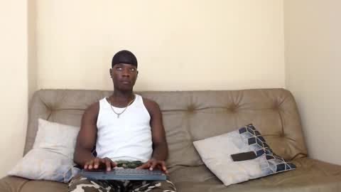 Snapshot of daniell_ferrari chatting on 01-13-25, 07:53 daniell_ferrari online show from 01-13-25, 07:53