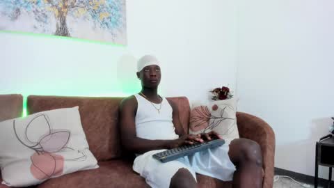 Snapshot of daniell_ferrari chatting on 01-18-25, 08:09 daniell_ferrari online show from 01-18-25, 08:09