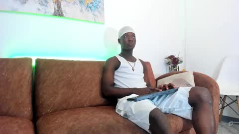 Snapshot of daniell_ferrari chatting on 01-24-25, 09:47 daniell_ferrari online show from 01-24-25, 09:47