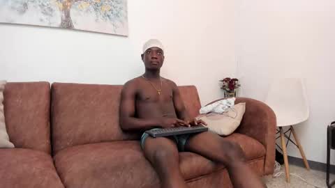 Snapshot of daniell_ferrari chatting on 02-04-25, 02:17 daniell_ferrari online show from 02-04-25, 02:17