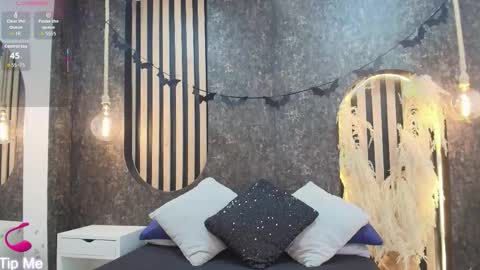 Snapshot of danielle_castillo chatting on 03-03-26, 07:20 danielle_castillo online show from 03-03-26, 07:20