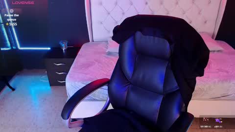 Danielle Smith online show from 02-21-25, 11:32