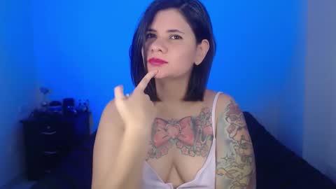 daniellerain online show from 12-22-24, 05:45