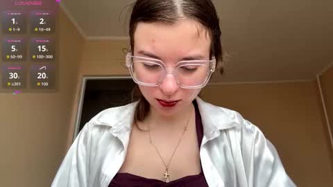 Snapshot of daniellevaulet chatting on 11-16-25, 07:47 Mia online show from 11-16-25, 07:47