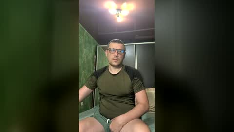 Snapshot of danielocool chatting on 06-19-26, 07:34 DanieloCool online show from 06-19-26, 07:34