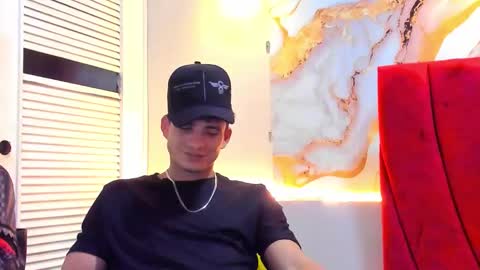 Snapshot of danii_scot chatting on 11-12-25, 05:08 Dani online show from 11-12-25, 05:08