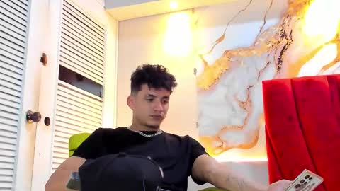 Snapshot of danii_scot chatting on 11-25-25, 04:12 Dani online show from 11-25-25, 04:12