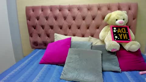 Snapshot of daniibelluci chatting on 02-12-25, 03:40 DaniiBelluci online show from 02-12-25, 03:40