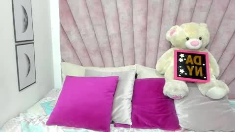 Snapshot of daniibelluci chatting on 11-25-25, 03:06 DaniiBelluci online show from 11-25-25, 03:06