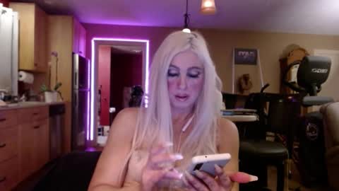 DanikaWhite69 online show from 01-08-25, 04:34