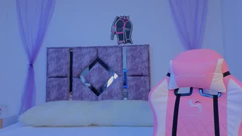 Danilu and Eva online show from 10-19-25, 08:09