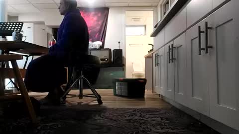 danimal5000 online show from 12-16-25, 06:02