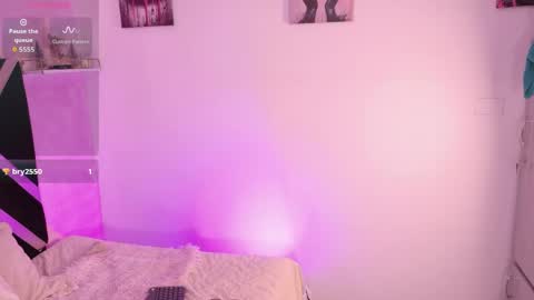 Snapshot of daninianderson chatting on 05-31-26, 02:46 daninianderson online show from 05-31-26, 02:46
