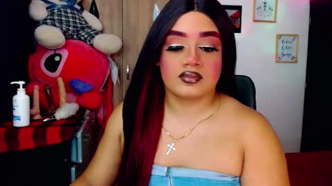 Snapshot of danipein chatting on 11-14-25, 11:42 danipein online show from 11-14-25, 11:42