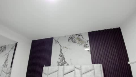 Snapshot of daniphoenixx chatting on 11-28-25, 07:38 Dani Phonenix online show from 11-28-25, 07:38