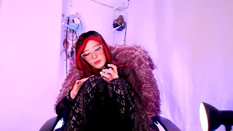 danita_veelz online show from 10-17-25, 01:09