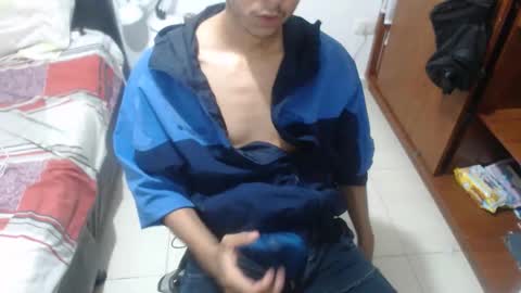 Snapshot of danivoyeur21 chatting on 05-15-26, 11:23 daniel segura online show from 05-15-26, 11:23