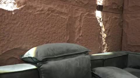 Dann saenz online show from 02-28-25, 01:58