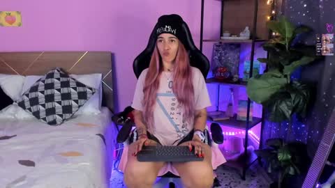 Dannacastle online show from 01-30-25, 05:52