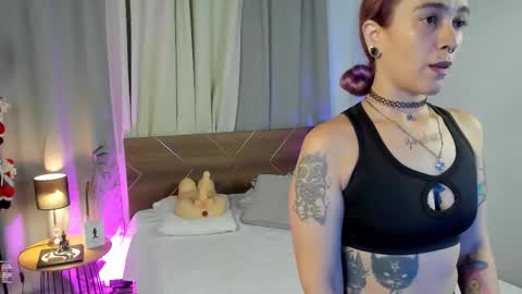 Dannacastle online show from 11-23-25, 04:56