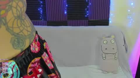 Dannacastle online show from 07-04-26, 05:35