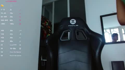 Danna online show from 11-15-25, 07:10