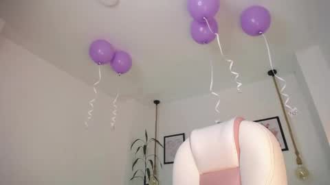 Danna online show from 05-15-26, 11:34