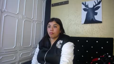 Danna Garza online show from 01-12-25, 05:13