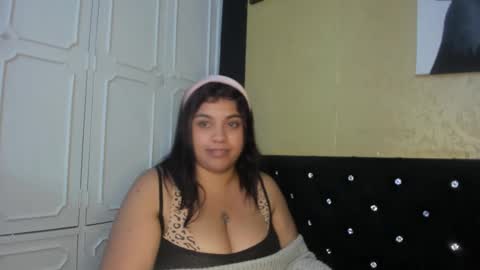 Danna Garza online show from 02-25-25, 11:08