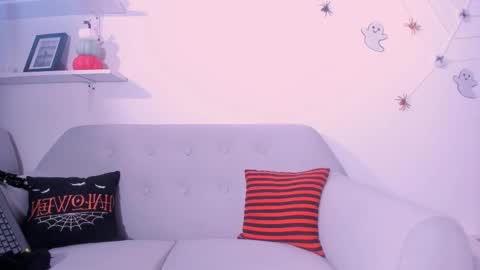 Insta DannaBlueX  online show from 10-10-25, 05:23