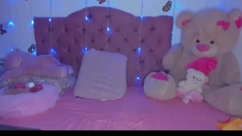 Snapshot of dannajeins chatting on 04-19-26, 06:10 Danna Sofia jeins online show from 04-19-26, 06:10