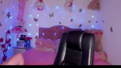 Snapshot of dannajeins chatting on 04-26-26, 02:26 Danna Sofia jeins online show from 04-26-26, 02:26