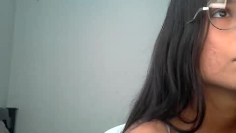Snapshot of dannali22 chatting on 06-08-26, 06:41 Dannali22 online show from 06-08-26, 06:41