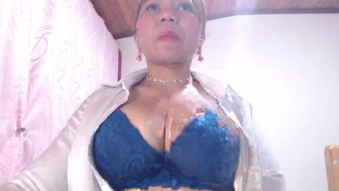 Snapshot of dannamomcerratt chatting on 04-14-26, 01:44 dannamomcerratt online show from 04-14-26, 01:44