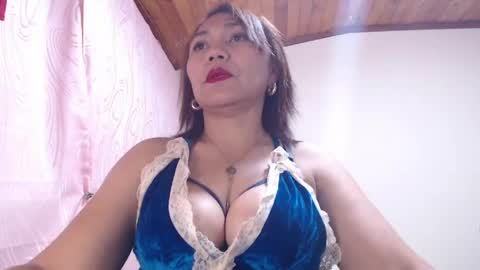 Snapshot of dannamomcerratt chatting on 04-16-26, 01:39 dannamomcerratt online show from 04-16-26, 01:39