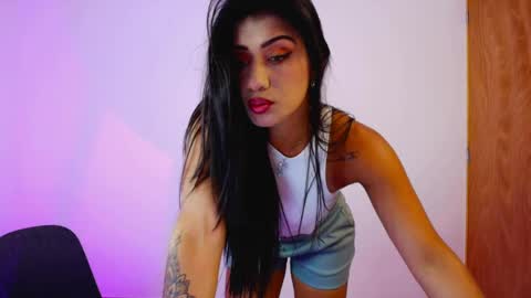 Danna Wells online show from 04-16-26, 01:17